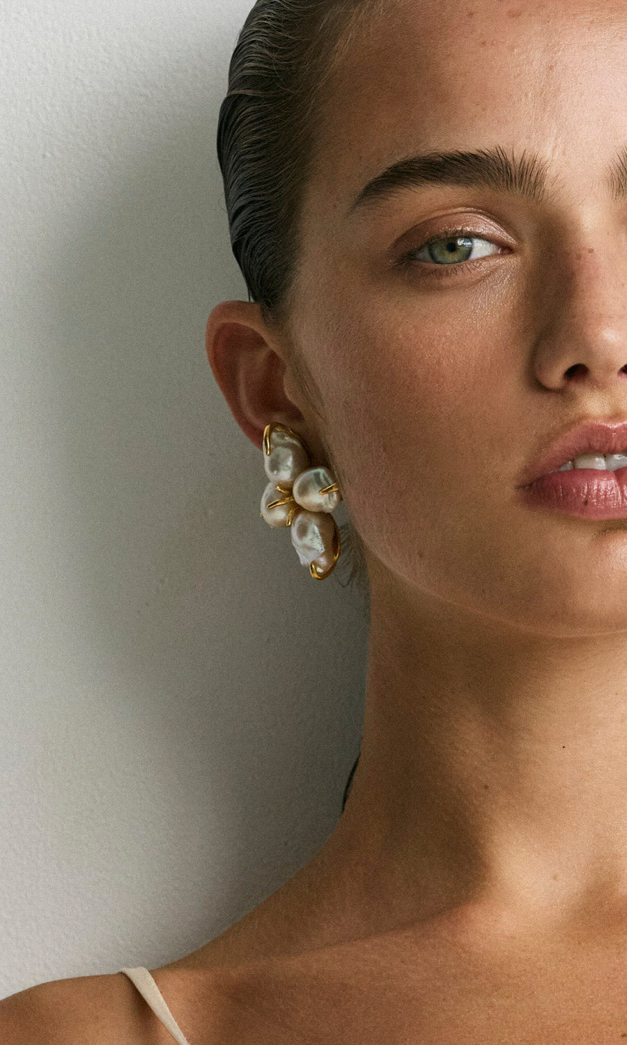 Christie Nicolaides Cordelia Earrings - Pearl