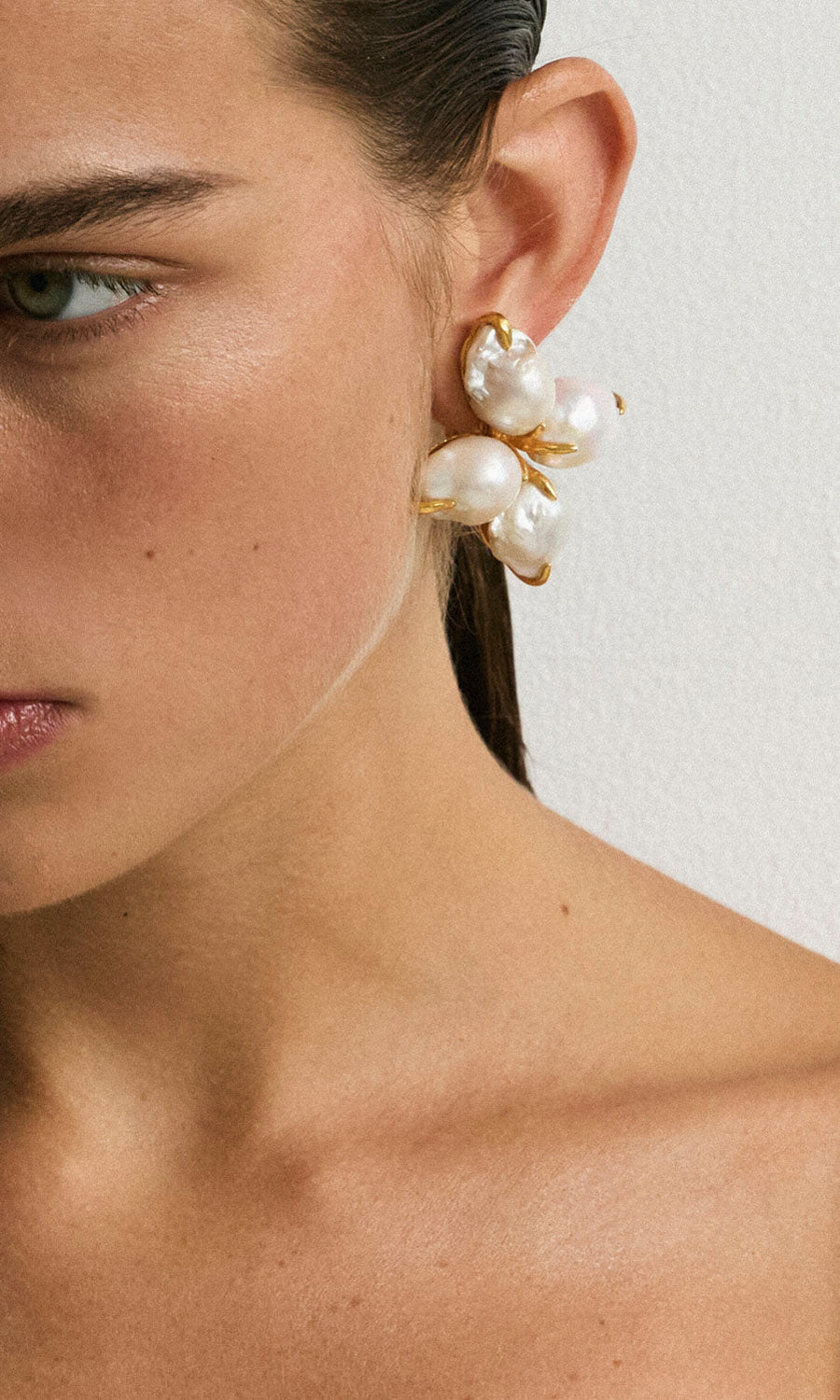 Christie Nicolaides Cordelia Earrings - Pearl