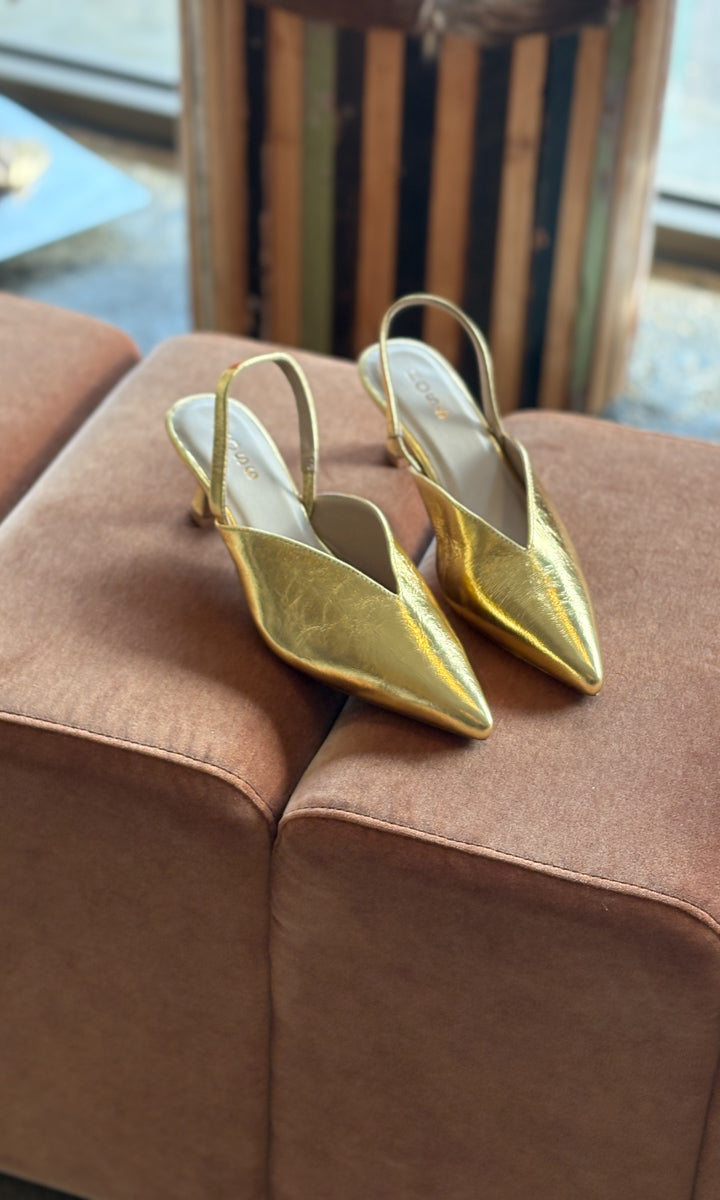 Hoss Jezebel Super Point Slingback - Cracked Gold