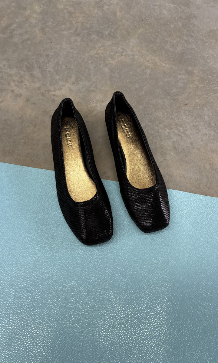 hoss Estelle Flat - Black Glomesh Leather