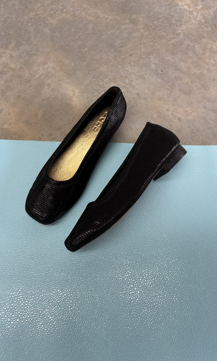hoss Estelle Flat - Black Glomesh Leather