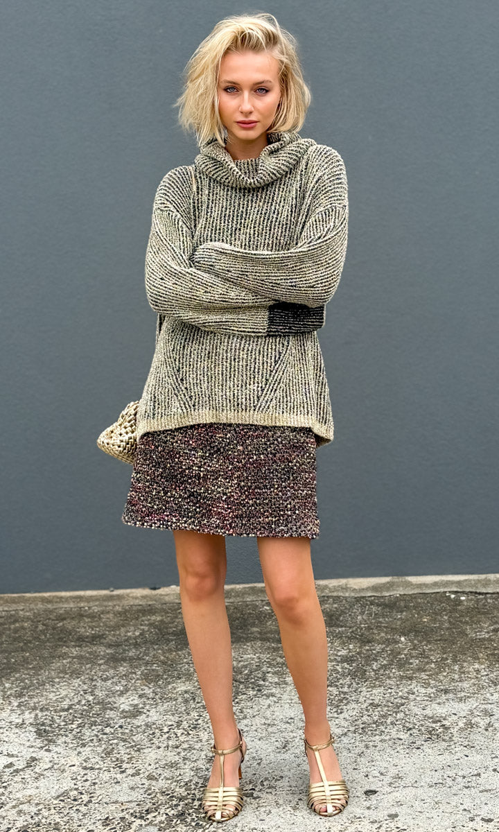 Momoni Severn Jumper Pale Gold/ Black